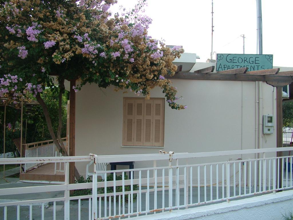 George'S Apartment Agia Marina  Стая снимка